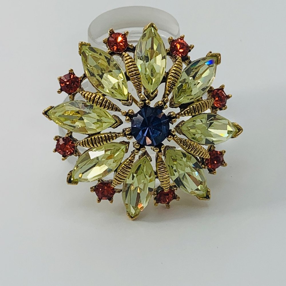 R.J. GRAZIANO FLOWER BROOCH